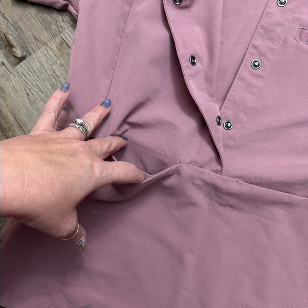 Figs • Mineral Mauve Tunis Scrub Top - Picture 10 of 15